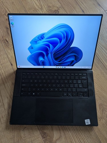 Dell xps 9500 - 9500, i7