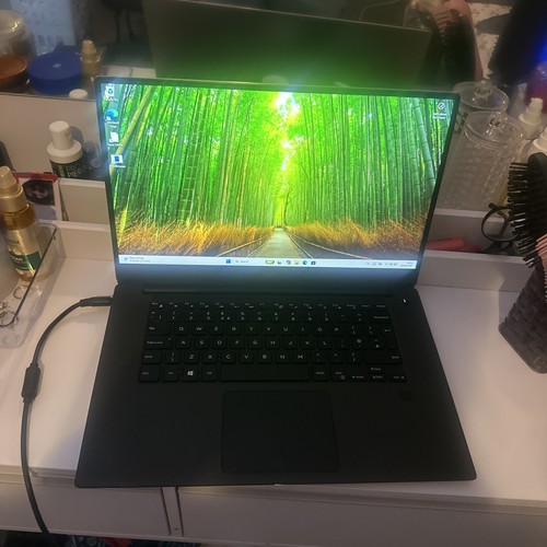 Dell xps 9560 - dell, core